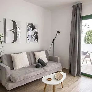 Holyhome Premium 109 Apartment