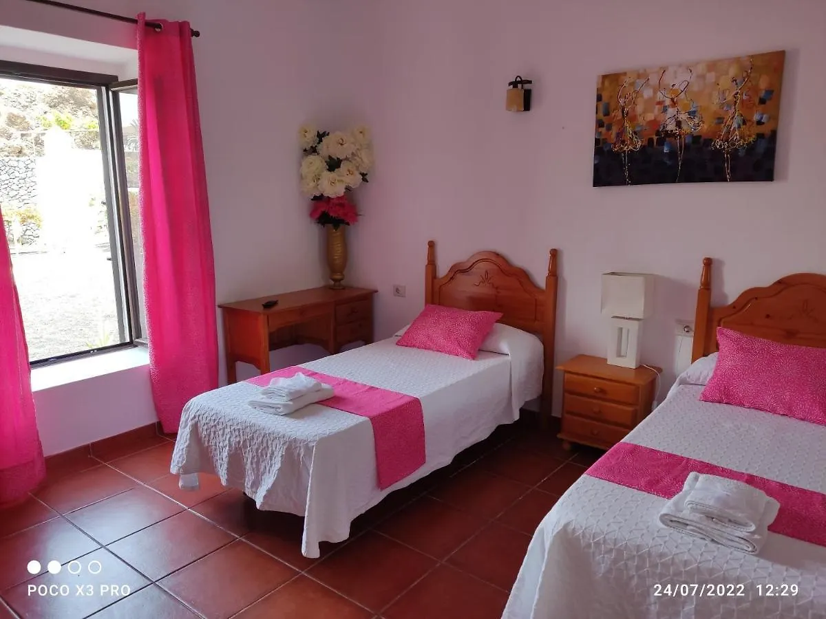 Numero28,Casa Tilama Uga
